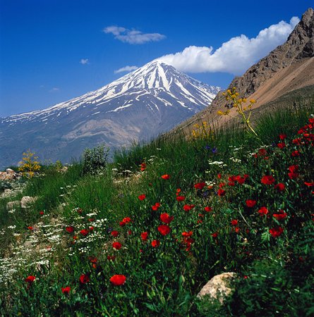 دماوند قله آتشفشانی ایران