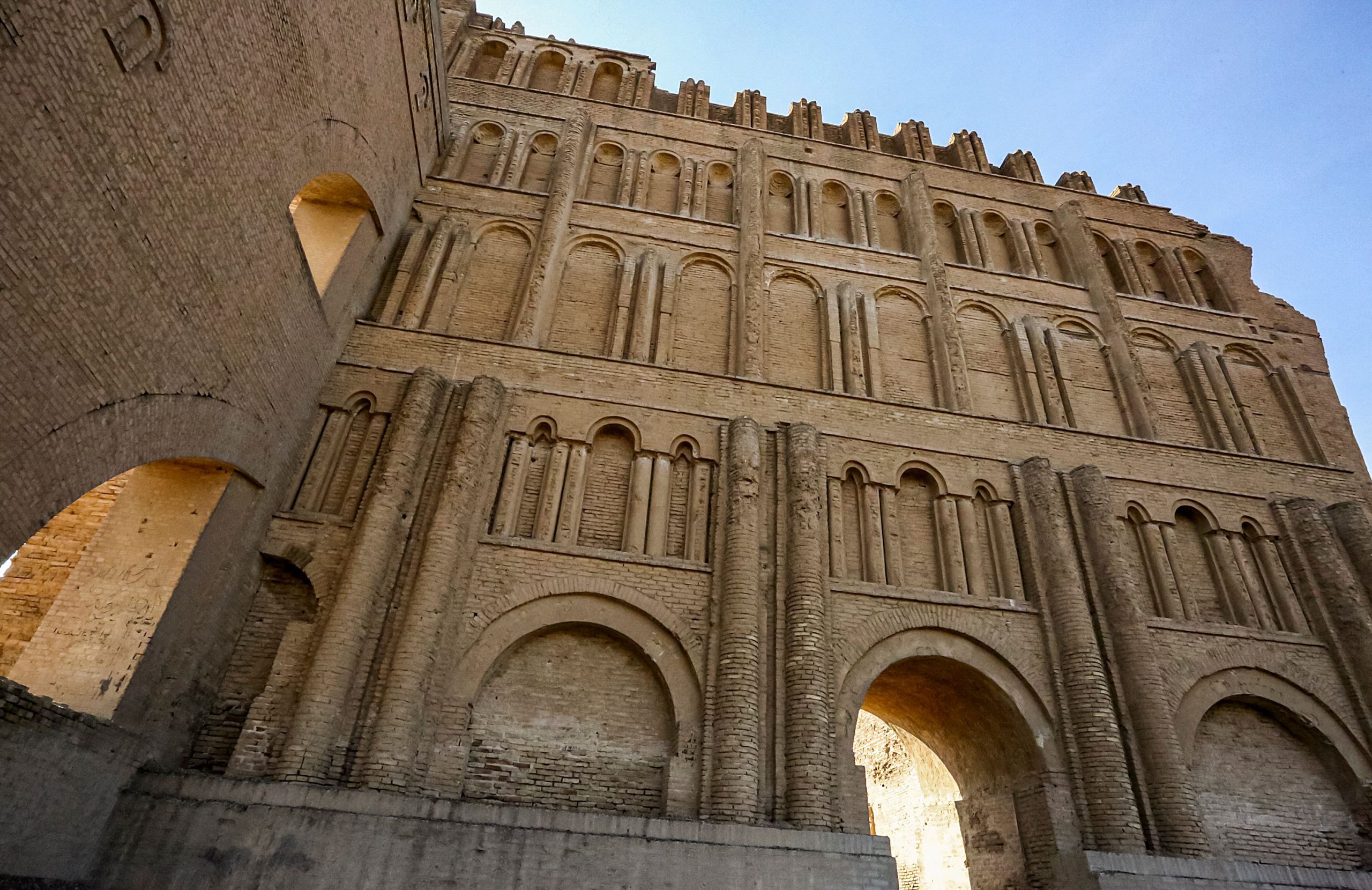 نمایی از داخل طاق